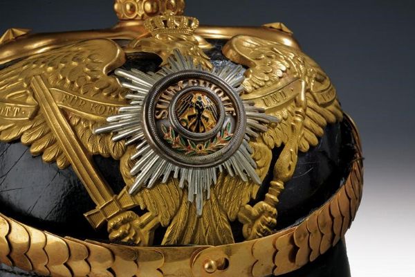 Elmo da generale  - Asta Rare Armi Antiche e Militaria da tutto il mondo - Associazione Nazionale - Case d'Asta italiane