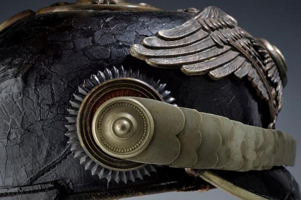 Raro elmo da ufficiale del 5� Reggimento della Guardia a piedi  - Asta Rare Armi Antiche e Militaria da tutto il mondo - Associazione Nazionale - Case d'Asta italiane