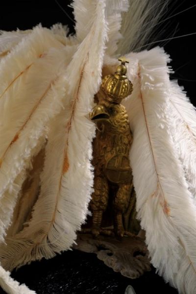 Elmo da generale con le cifre di Umberto I  - Asta Rare Armi Antiche e Militaria da tutto il mondo - Associazione Nazionale - Case d'Asta italiane