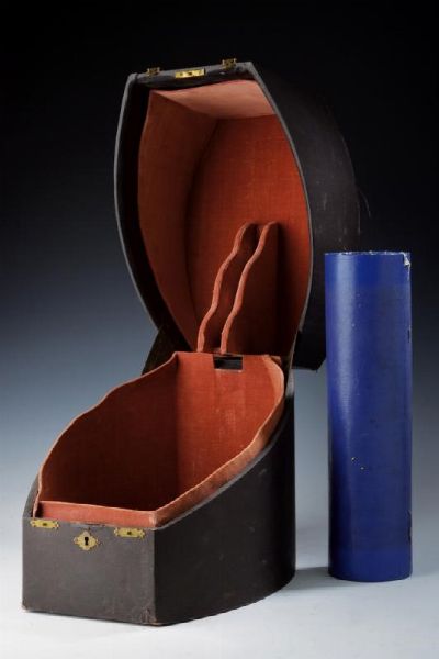 Elmo da generale, epoca Vittorio Emanuele III  - Asta Rare Armi Antiche e Militaria da tutto il mondo - Associazione Nazionale - Case d'Asta italiane