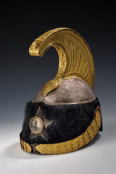 Elmo da ufficiale di cavalleria con monogramma di Umberto I  - Asta Rare Armi Antiche e Militaria da tutto il mondo - Associazione Nazionale - Case d'Asta italiane