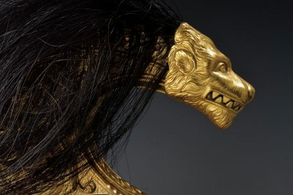 Elmo da ufficiale dei corazzieri  - Asta Rare Armi Antiche e Militaria da tutto il mondo - Associazione Nazionale - Case d'Asta italiane