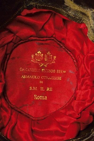 Elmo da ufficiale dei corazzieri  - Asta Rare Armi Antiche e Militaria da tutto il mondo - Associazione Nazionale - Case d'Asta italiane