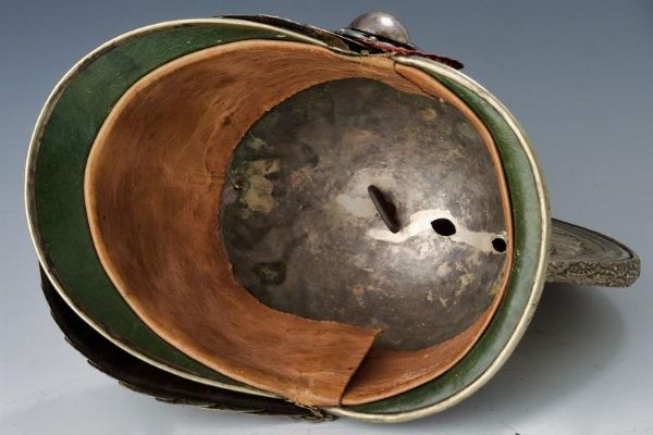 Raro elmo da comandante del genio di cavalleria  - Asta Rare Armi Antiche e Militaria da tutto il mondo - Associazione Nazionale - Case d'Asta italiane