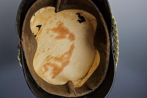 Kepi da ufficiale del 40� reggimento fanteria  - Asta Rare Armi Antiche e Militaria da tutto il mondo - Associazione Nazionale - Case d'Asta italiane