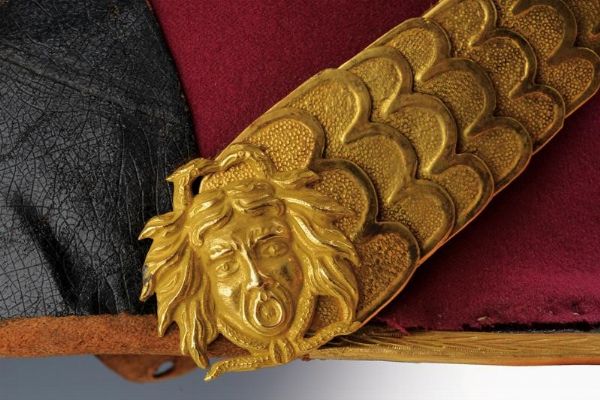 Rarissimo shako per Guardia d'Onore  - Asta Rare Armi Antiche e Militaria da tutto il mondo - Associazione Nazionale - Case d'Asta italiane