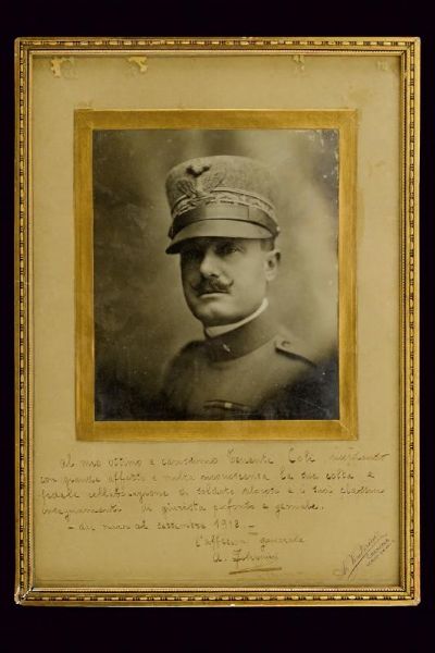 Set di giacca e berretto da generale della brigata di fanteria Reggio  - Asta Rare Armi Antiche e Militaria da tutto il mondo - Associazione Nazionale - Case d'Asta italiane