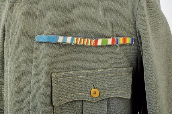 Set di giacca e berretto da generale della brigata di fanteria Reggio  - Asta Rare Armi Antiche e Militaria da tutto il mondo - Associazione Nazionale - Case d'Asta italiane