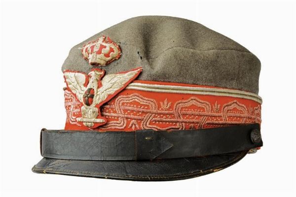 Set di giacca e berretto da generale della brigata di fanteria Reggio  - Asta Rare Armi Antiche e Militaria da tutto il mondo - Associazione Nazionale - Case d'Asta italiane