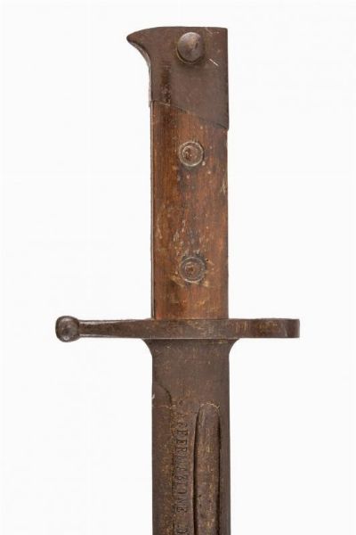Scultura commemorativa lavorata a effigiare la baionetta modello 1891  - Asta Rare Armi Antiche e Militaria da tutto il mondo - Associazione Nazionale - Case d'Asta italiane