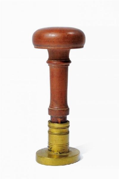 Sigillo da commissario di polizia  - Asta Rare Armi Antiche e Militaria da tutto il mondo - Associazione Nazionale - Case d'Asta italiane