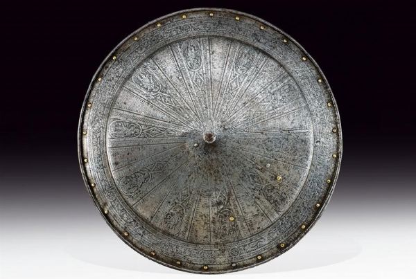 Bellissimo brocchiere inciso in stile alla pisana  - Asta Rare Armi Antiche e Militaria da tutto il mondo - Associazione Nazionale - Case d'Asta italiane