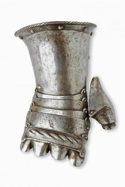 Manopola destra  - Asta Rare Armi Antiche e Militaria da tutto il mondo - Associazione Nazionale - Case d'Asta italiane