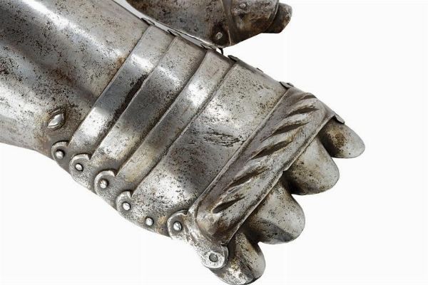 Manopola destra  - Asta Rare Armi Antiche e Militaria da tutto il mondo - Associazione Nazionale - Case d'Asta italiane