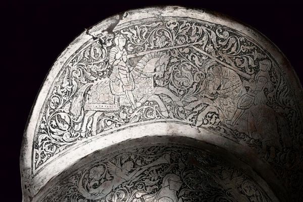 Morione antico con incisione ottocentesca  - Asta Rare Armi Antiche e Militaria da tutto il mondo - Associazione Nazionale - Case d'Asta italiane