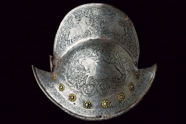 Morione antico con incisione ottocentesca  - Asta Rare Armi Antiche e Militaria da tutto il mondo - Associazione Nazionale - Case d'Asta italiane