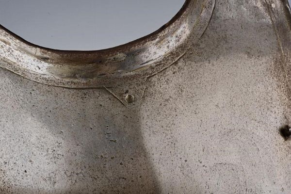 Pettorale  - Asta Rare Armi Antiche e Militaria da tutto il mondo - Associazione Nazionale - Case d'Asta italiane