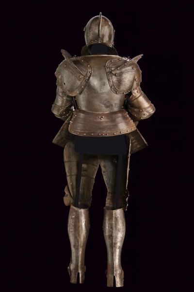 Armatura da uomo d'arme composita  - Asta Rare Armi Antiche e Militaria da tutto il mondo - Associazione Nazionale - Case d'Asta italiane