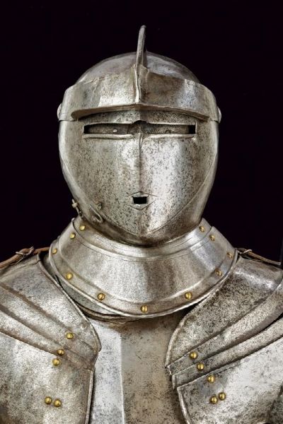 Mezza armatura composita  - Asta Rare Armi Antiche e Militaria da tutto il mondo - Associazione Nazionale - Case d'Asta italiane