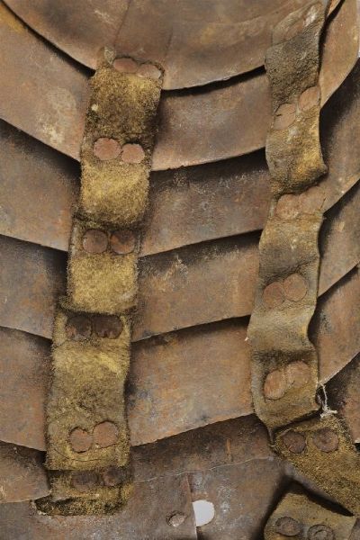 Corsaletto bianconero da uomo d'arme  - Asta Rare Armi Antiche e Militaria da tutto il mondo - Associazione Nazionale - Case d'Asta italiane