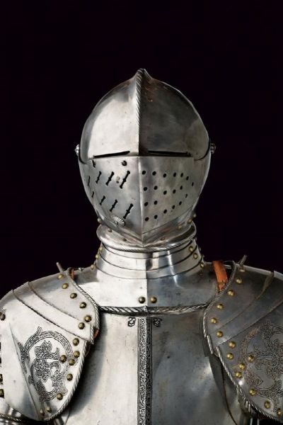 Imponente armatura da torneo  - Asta Rare Armi Antiche e Militaria da tutto il mondo - Associazione Nazionale - Case d'Asta italiane
