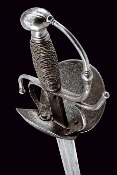 Spada a boca de caballo  - Asta Rare Armi Antiche e Militaria da tutto il mondo - Associazione Nazionale - Case d'Asta italiane