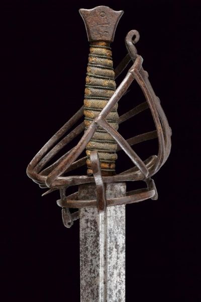 Interessante schiavona  - Asta Rare Armi Antiche e Militaria da tutto il mondo - Associazione Nazionale - Case d'Asta italiane