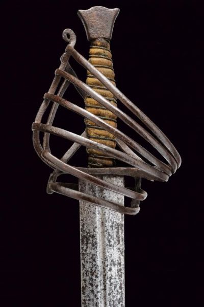 Interessante schiavona  - Asta Rare Armi Antiche e Militaria da tutto il mondo - Associazione Nazionale - Case d'Asta italiane