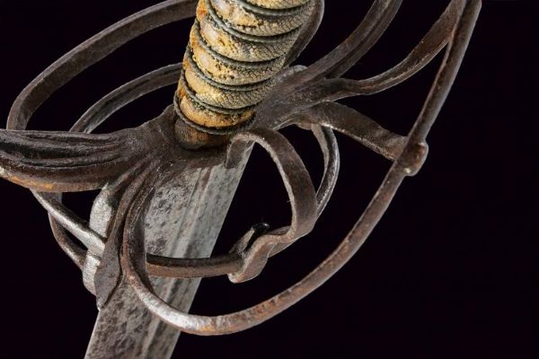 Interessante schiavona  - Asta Rare Armi Antiche e Militaria da tutto il mondo - Associazione Nazionale - Case d'Asta italiane