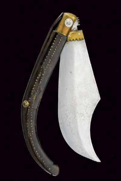 Navaja  - Asta Rare Armi Antiche e Militaria da tutto il mondo - Associazione Nazionale - Case d'Asta italiane