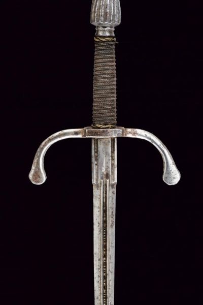 Daga mano sinistra con lama traforata  - Asta Rare Armi Antiche e Militaria da tutto il mondo - Associazione Nazionale - Case d'Asta italiane