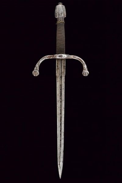 Daga mano sinistra con lama traforata  - Asta Rare Armi Antiche e Militaria da tutto il mondo - Associazione Nazionale - Case d'Asta italiane