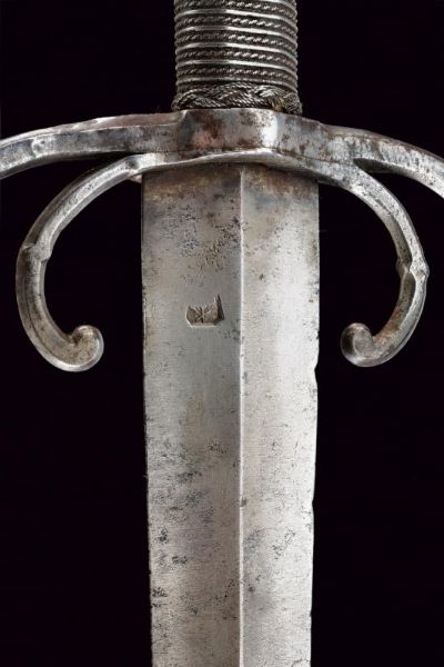 Splendido daga a granchio  - Asta Rare Armi Antiche e Militaria da tutto il mondo - Associazione Nazionale - Case d'Asta italiane