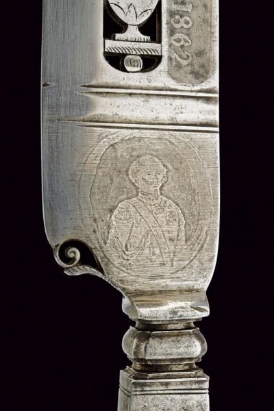 Rara ed elegante coltella di Villani  - Asta Rare Armi Antiche e Militaria da tutto il mondo - Associazione Nazionale - Case d'Asta italiane