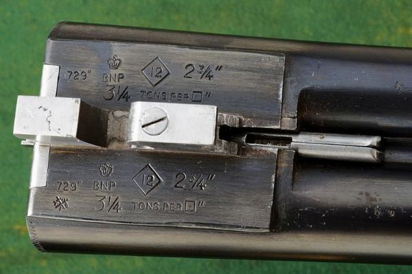 Interessante doppietta di Charles Boswell Mod. HH in cassetta  - Asta Rare Armi Antiche e Militaria da tutto il mondo - Associazione Nazionale - Case d'Asta italiane