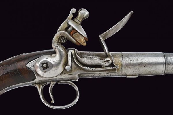 Pistola Queen Anne a pietra focaia con fornimenti in argento di Wilson  - Asta Rare Armi Antiche e Militaria da tutto il mondo - Associazione Nazionale - Case d'Asta italiane