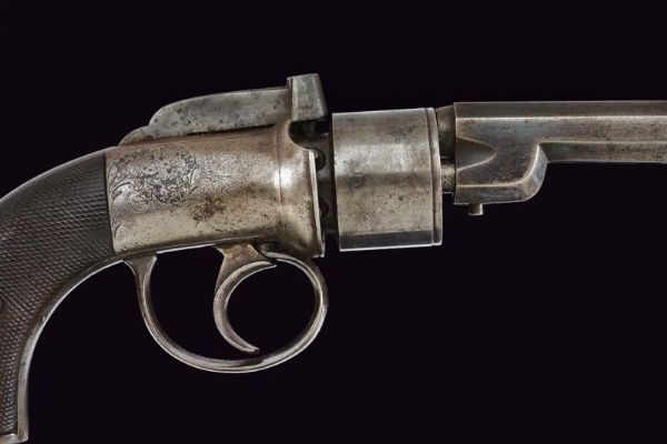Revolver di transizione a luminello di Bishop & Day  - Asta Rare Armi Antiche e Militaria da tutto il mondo - Associazione Nazionale - Case d'Asta italiane