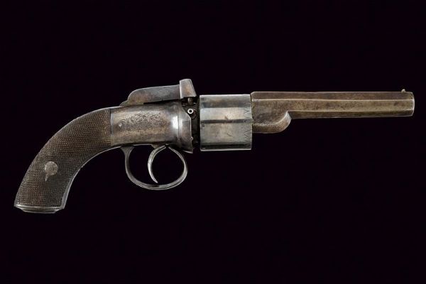 Revolver a luminello di transizione  - Asta Rare Armi Antiche e Militaria da tutto il mondo - Associazione Nazionale - Case d'Asta italiane