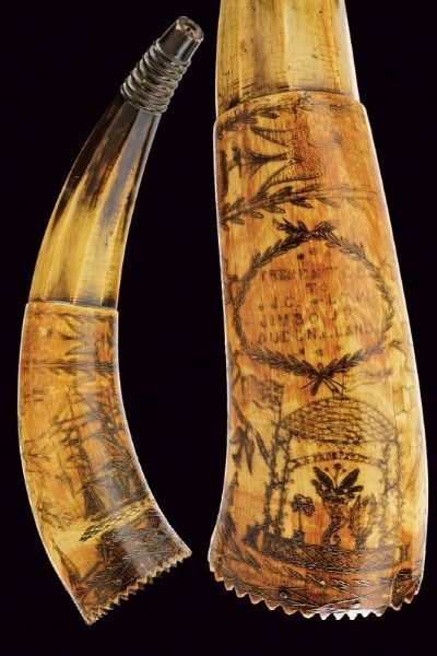 Corno da polvere con incisione e dedica  - Asta Rare Armi Antiche e Militaria da tutto il mondo - Associazione Nazionale - Case d'Asta italiane