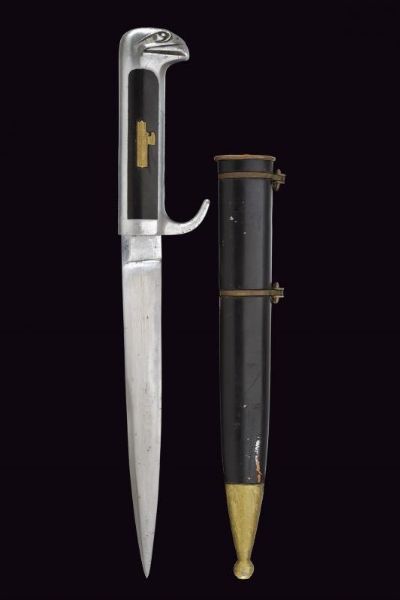 Pugnale Mod. 1937 da ufficiale MVSN testa d'aquila  - Asta Rare Armi Antiche e Militaria da tutto il mondo - Associazione Nazionale - Case d'Asta italiane