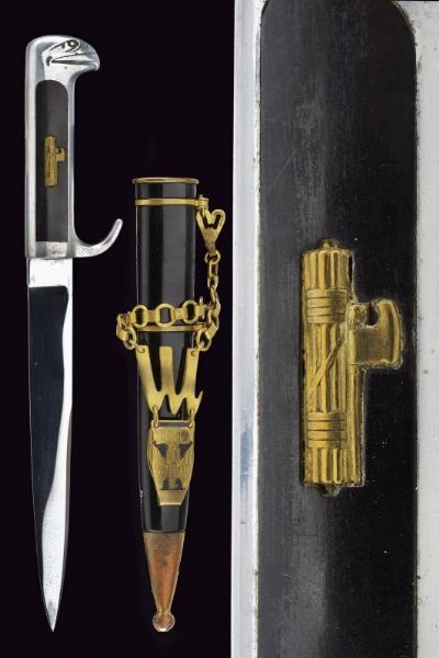 Pugnale Mod. 1937 a testa d'aquila da ufficiale della MVSN con fodero e attacchi  - Asta Rare Armi Antiche e Militaria da tutto il mondo - Associazione Nazionale - Case d'Asta italiane