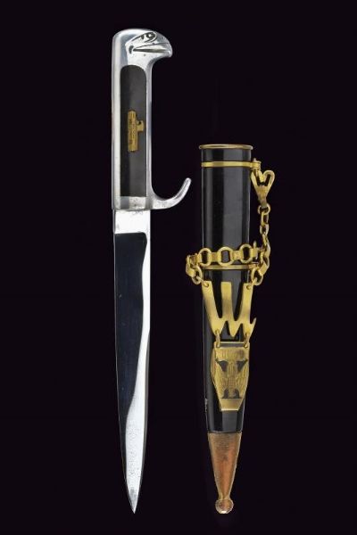 Pugnale Mod. 1937 a testa d'aquila da ufficiale della MVSN con fodero e attacchi  - Asta Rare Armi Antiche e Militaria da tutto il mondo - Associazione Nazionale - Case d'Asta italiane