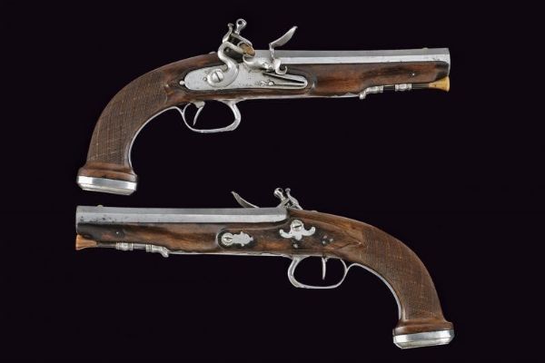 Paio di pistole a pietra focaia da ufficiale  - Asta Rare Armi Antiche e Militaria da tutto il mondo - Associazione Nazionale - Case d'Asta italiane