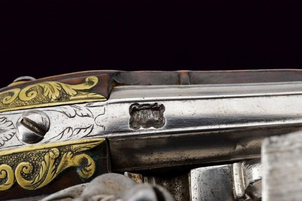 Paio di eleganti pistole da viaggio alla fiorentina  - Asta Rare Armi Antiche e Militaria da tutto il mondo - Associazione Nazionale - Case d'Asta italiane