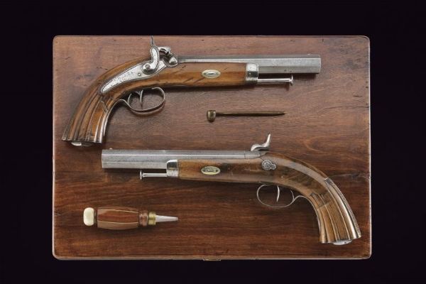 Paio di pistole a luminello di Flachat in cassetta  - Asta Rare Armi Antiche e Militaria da tutto il mondo - Associazione Nazionale - Case d'Asta italiane