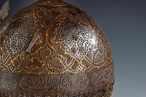 Raro khula-khud con superficie traforata  - Asta Rare Armi Antiche e Militaria da tutto il mondo - Associazione Nazionale - Case d'Asta italiane