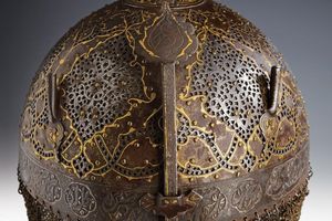 Raro khula-khud con superficie traforata  - Asta Rare Armi Antiche e Militaria da tutto il mondo - Associazione Nazionale - Case d'Asta italiane