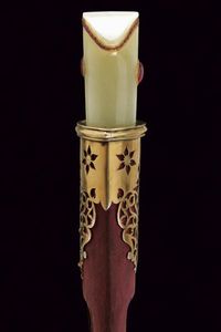 Bellissimo kard con impugnatura in giada decorata con rubini  - Asta Rare Armi Antiche e Militaria da tutto il mondo - Associazione Nazionale - Case d'Asta italiane