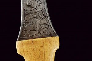 Bel kandshar con fodero decorato in argento  - Asta Rare Armi Antiche e Militaria da tutto il mondo - Associazione Nazionale - Case d'Asta italiane