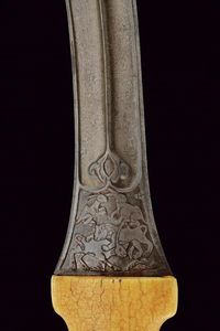 Bel kandshar con fodero decorato in argento  - Asta Rare Armi Antiche e Militaria da tutto il mondo - Associazione Nazionale - Case d'Asta italiane